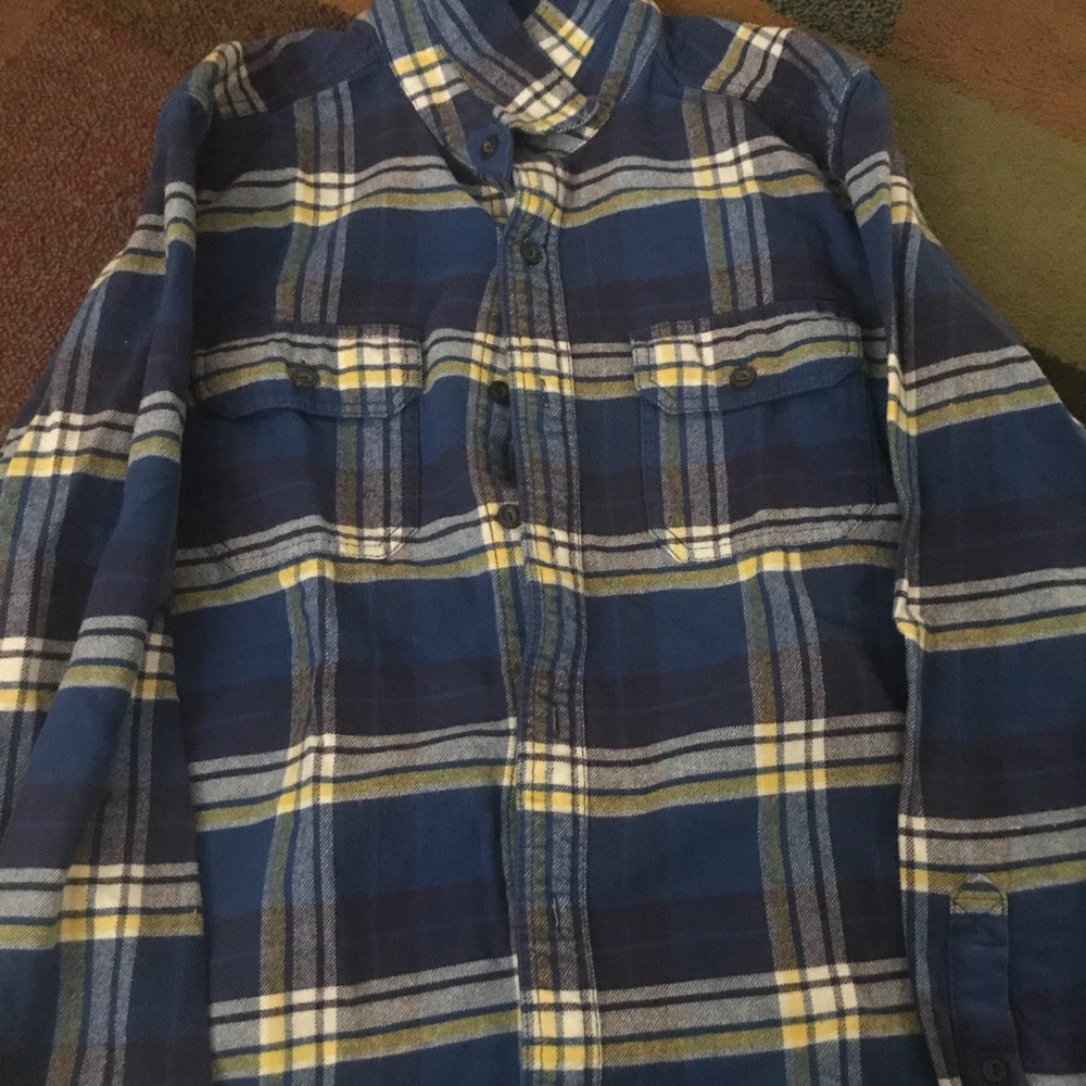 men’s shirt